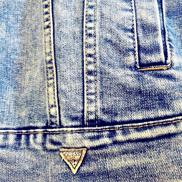 ⭐️New With Out Tag Guess Blue Denim Jacket with Gray Hood⭐️ - Picture 11 of 13